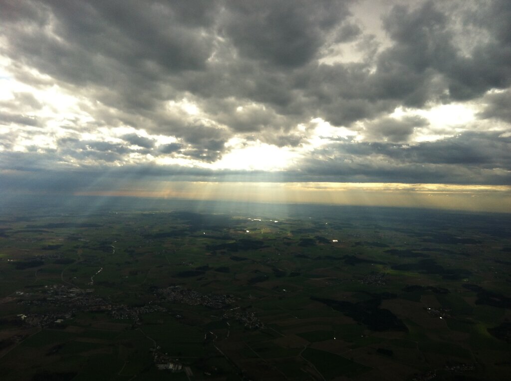 10.04.2012 Danzig - München | God's light
