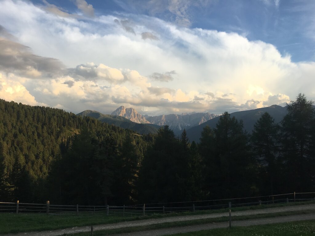 11.08.2018 Der erste Blick auf die Dolomiten